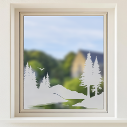Glastattoo - Idyllische Landschaft mit Bäumen, einem Fluss und einem Greifvogel